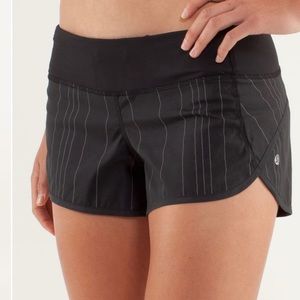 Lululemon speed up reflective shorts 8